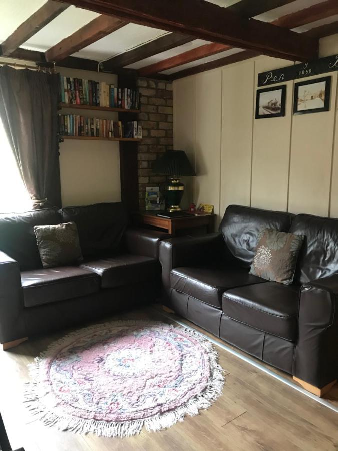 Penybryn Cottages Aberdare Extérieur photo