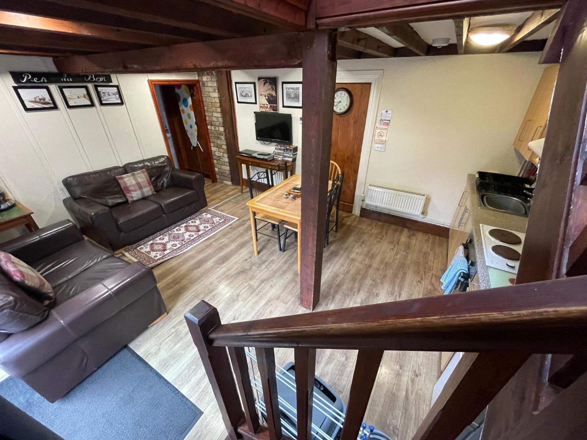 Penybryn Cottages Aberdare Extérieur photo